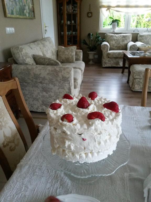 B&B Kamelia Komorniki  Dış mekan fotoğraf