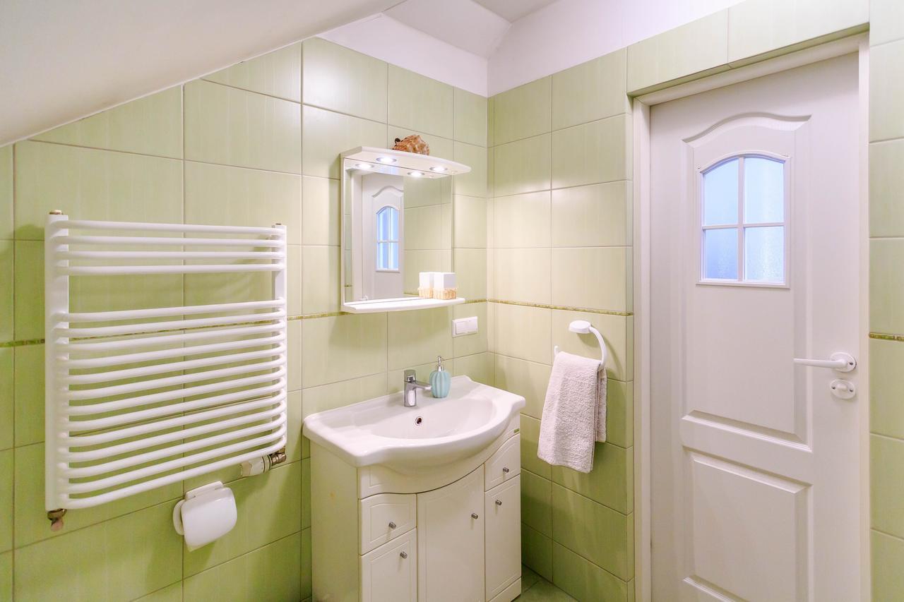 B&B Kamelia Komorniki  Dış mekan fotoğraf